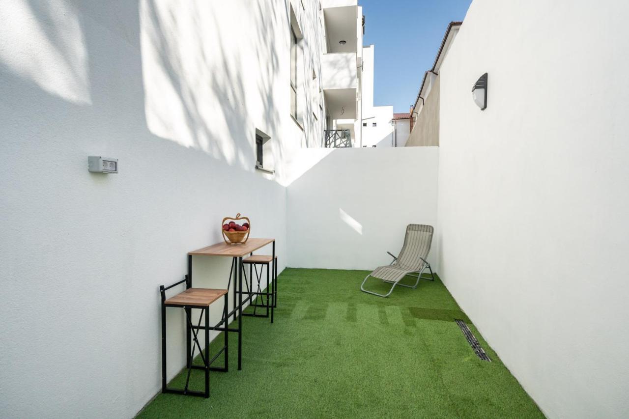 Central Apartment Diamond Bukarest Eksteriør billede