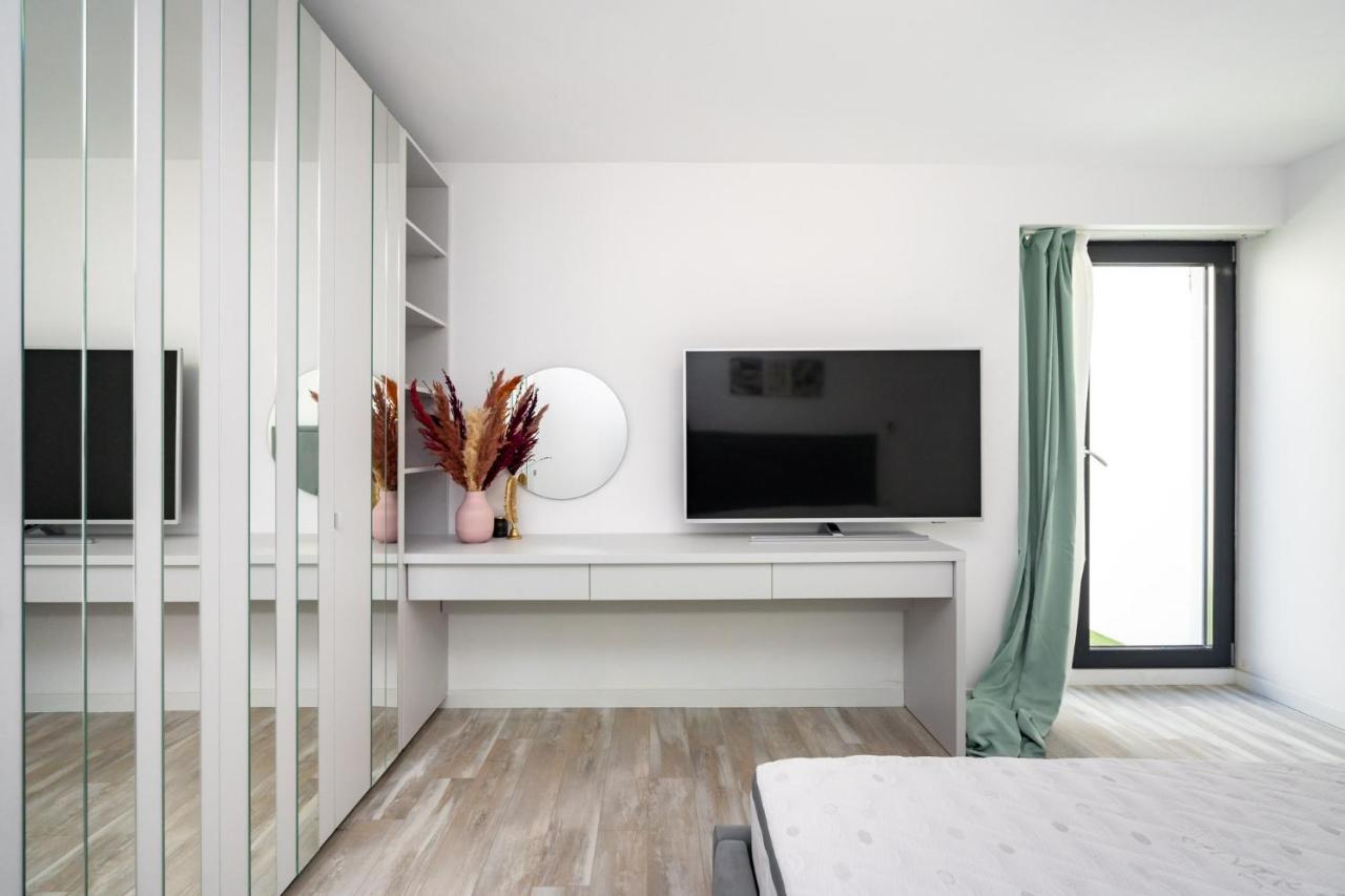 Central Apartment Diamond Bukarest Eksteriør billede